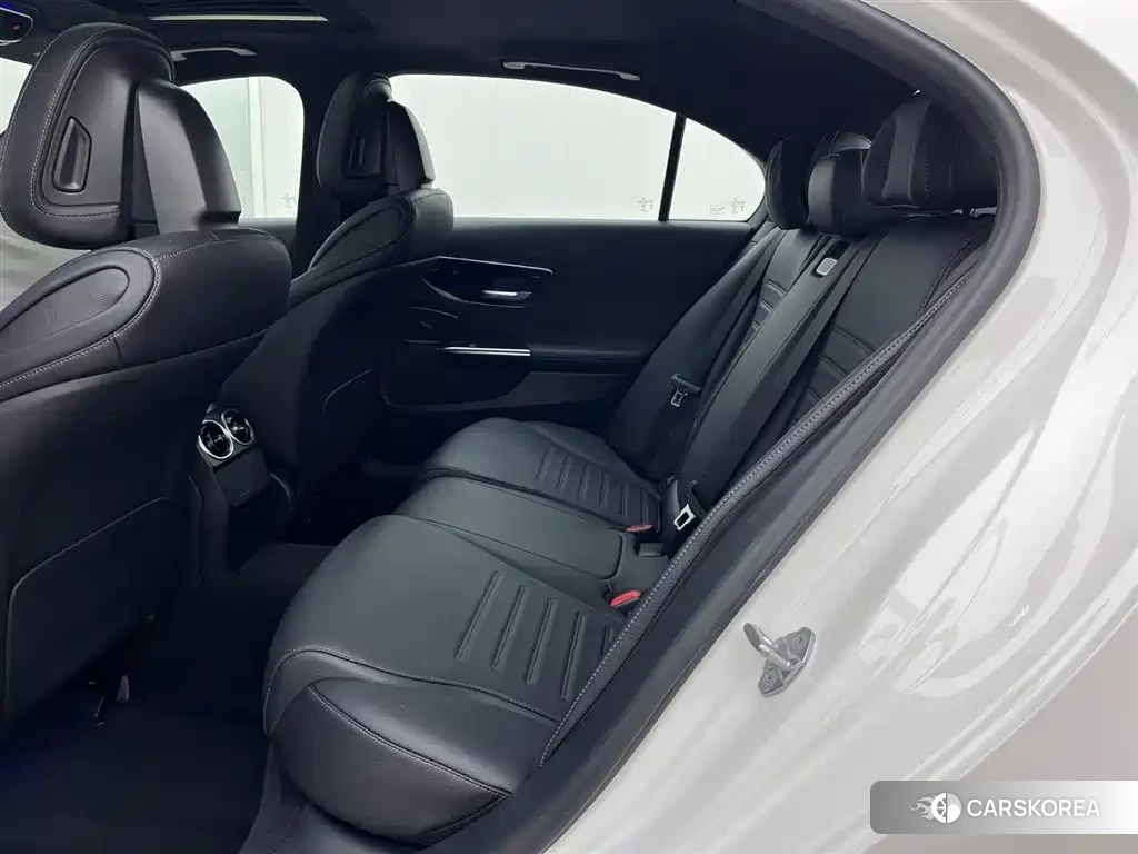 Mercedes-Benz C-class 2022 Белый из Китая, фото 3