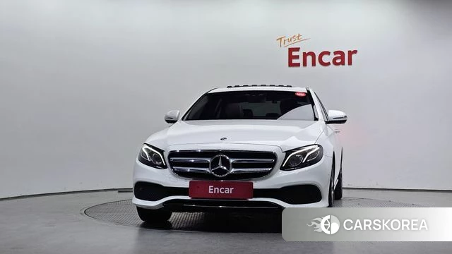 Mercedes-Benz E-Class W213 id 4416945 из Кореи 23
