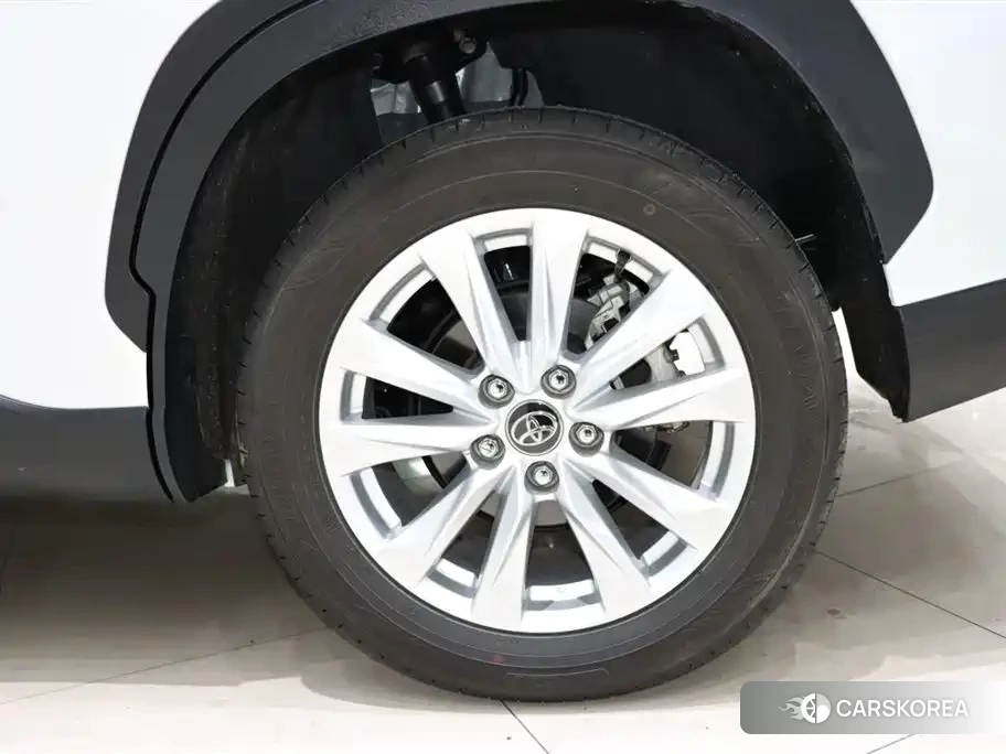 Toyota Corolla id 4514186 из Китая 13