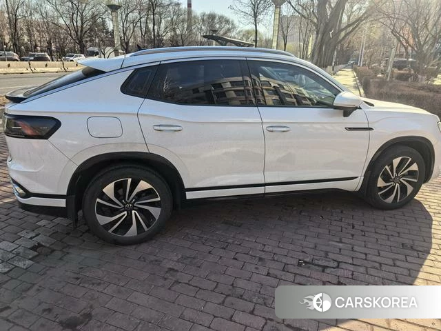 Volkswagen Tanyue X 2023 Белый из Китая, фото 3