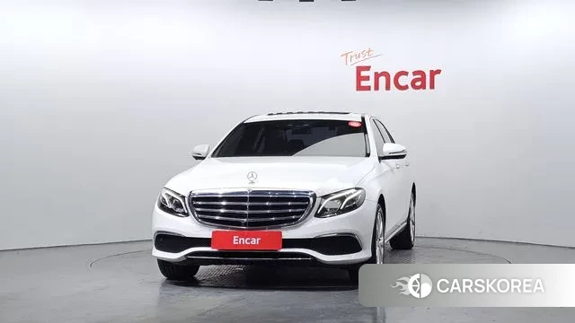 Mercedes-Benz E-Class W213 id 3641625 из Кореи 13
