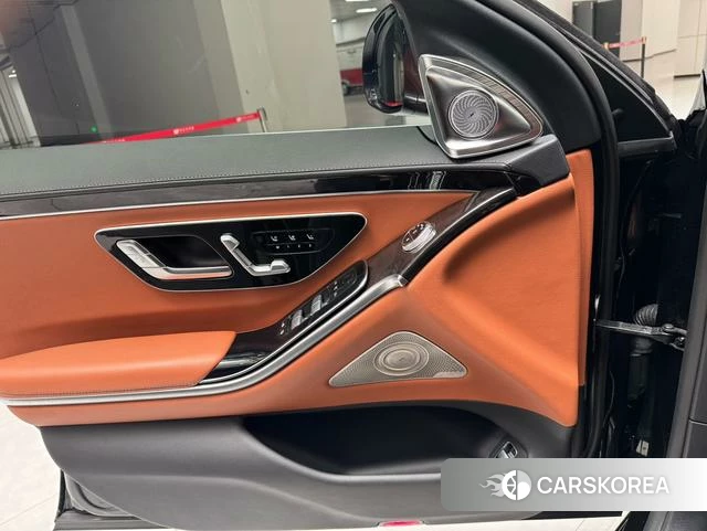 Mercedes-Benz S-class 2023 Черный из Китая, фото 5