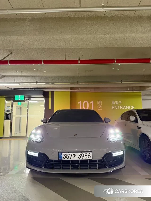 Porsche Panamera (971) 2018 Серебристо-серый из Кореи, фото 3