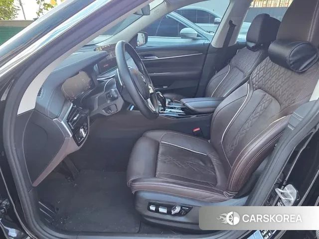 BMW 6 Series GT (G32) 2022 Черный из Кореи, фото 3