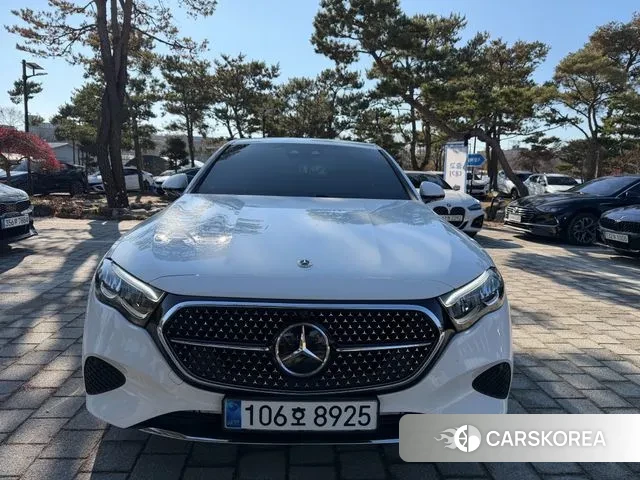 Mercedes-Benz E-Class W214 2024 Белый из Кореи, фото 5