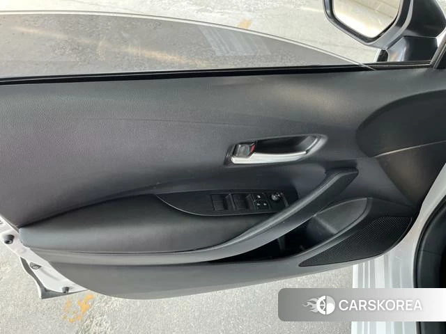 Toyota Corolla id 4301706 из Китая 7