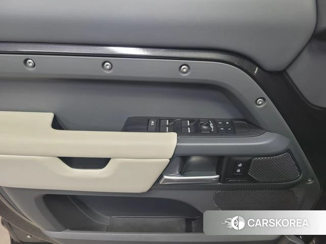 Land Rover Defender (L663) id 3963525 из Кореи 13