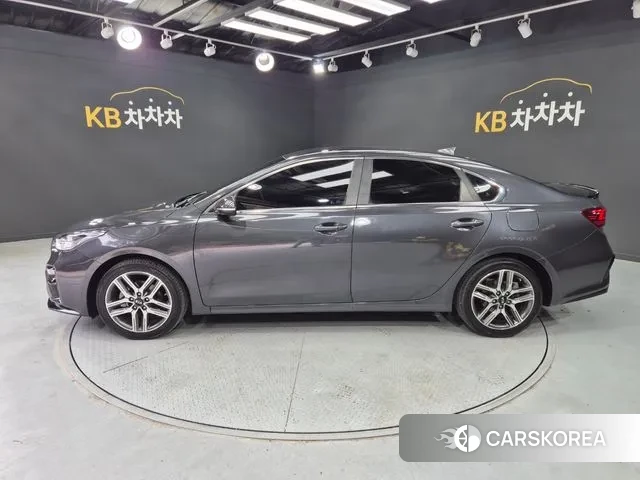 Kia Come New K3 id 3226864 из Кореи 13