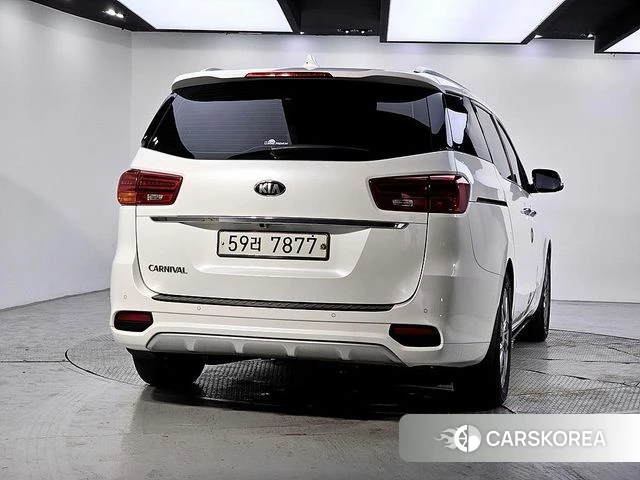 Kia The New Carnival id 4325395 из Кореи 13