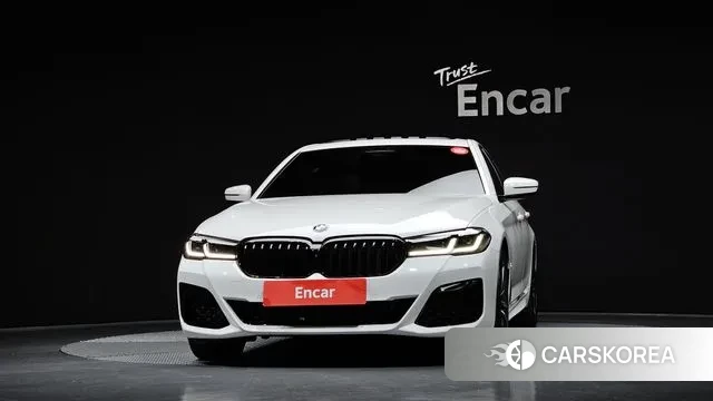 BMW 5 Series (G30) id 3426665 из Кореи 13