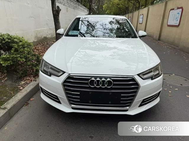 Audi A4L 2018 Белый из Китая, фото 5