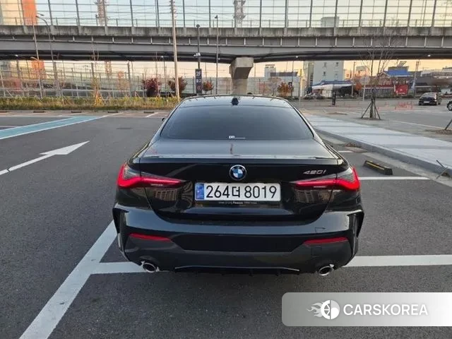 BMW 4 Series (G22) 2023 Черный из Кореи, фото 3