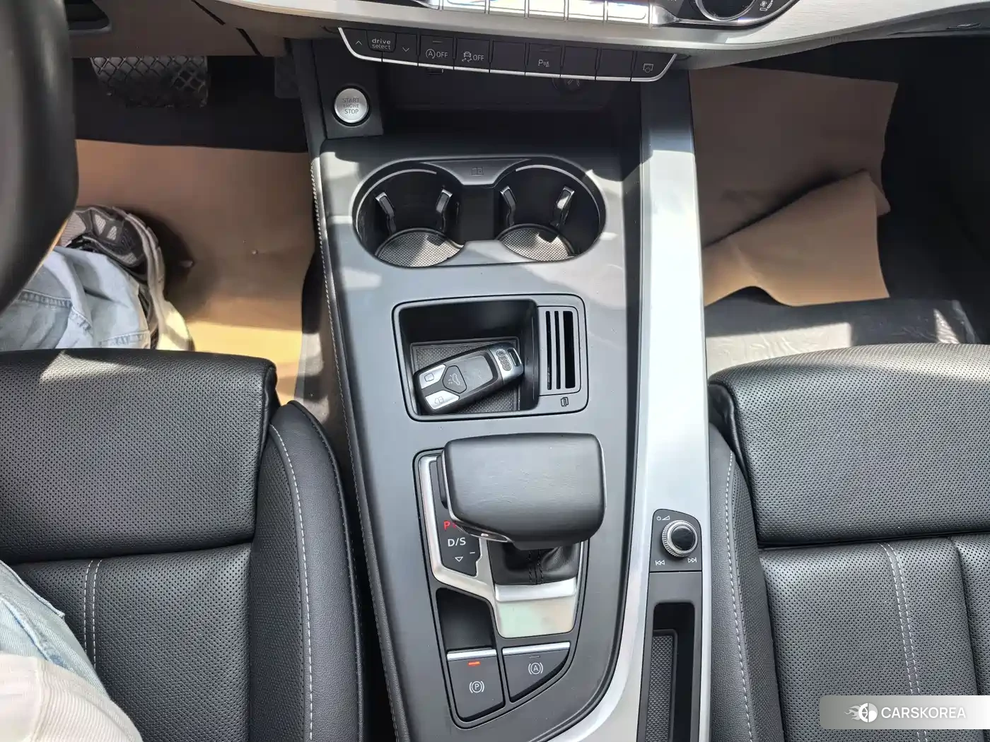 Audi A4L id 4601920 из Китая 8