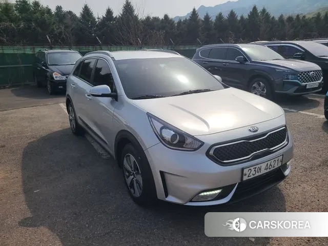 Kia Niro id 3292379 из Кореи 12