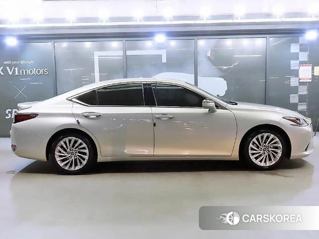 Lexus ES300h 7th generation id 4543183 из Кореи 13