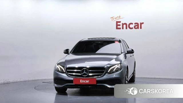 Mercedes-Benz E-Class W213 id 4672170 из Кореи 23