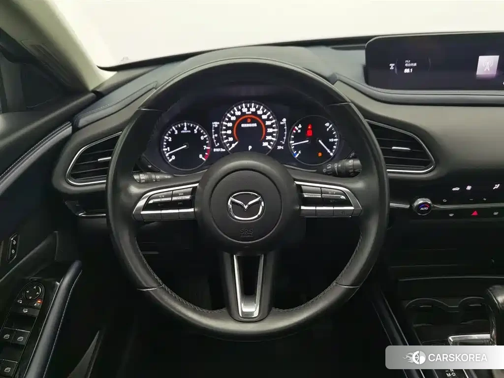 Mazda CX-30 id 4548396 из Китая 17