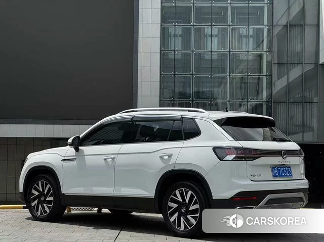 Volkswagen Tanyue 2024 Белый из Китая, фото 3