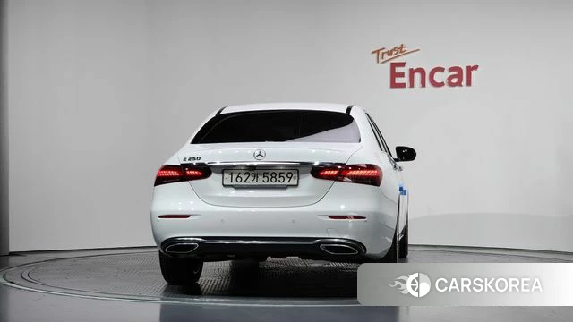 Mercedes-Benz E-Class W213 id 4458058 из Кореи 23