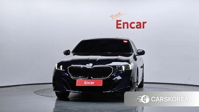 BMW 5 Series (G60) id 4413720 из Кореи 13