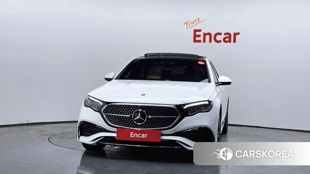 Mercedes-Benz E-Class W214 id 4570892 из Кореи 23