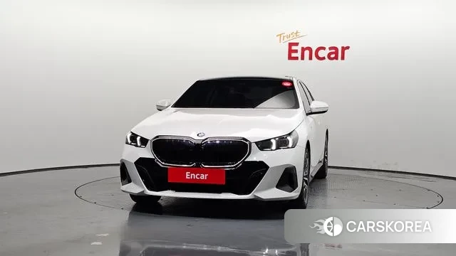 BMW 5 Series (G60) id 3057924 из Кореи 13