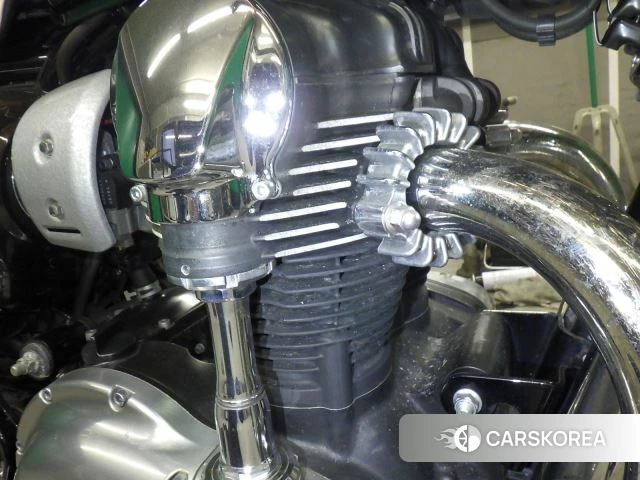 Engine photo