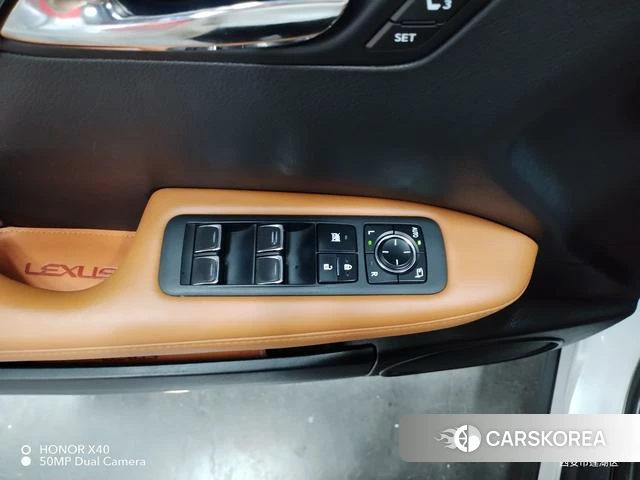 Lexus RX id 4273404 из Китая 18