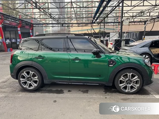 Mini Cooper S Countryman 2023 Зеленый из Кореи, фото 5