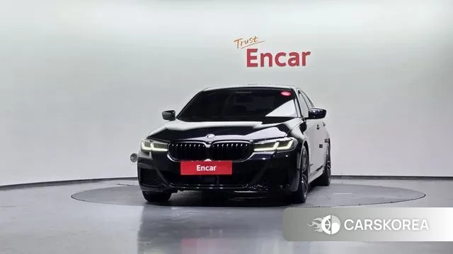 BMW 5 Series (G30) id 3192616 из Кореи 13