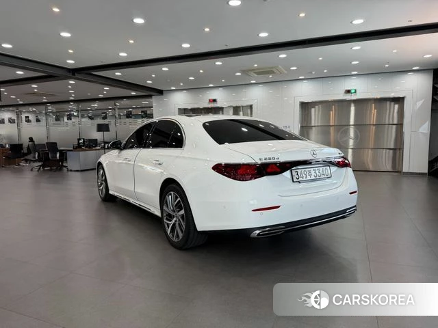 Mercedes-Benz E-Class W214 id 4540054 из Кореи 13