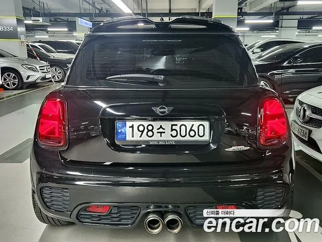 Mini Cooper S 2019 Черный из Кореи, фото 3