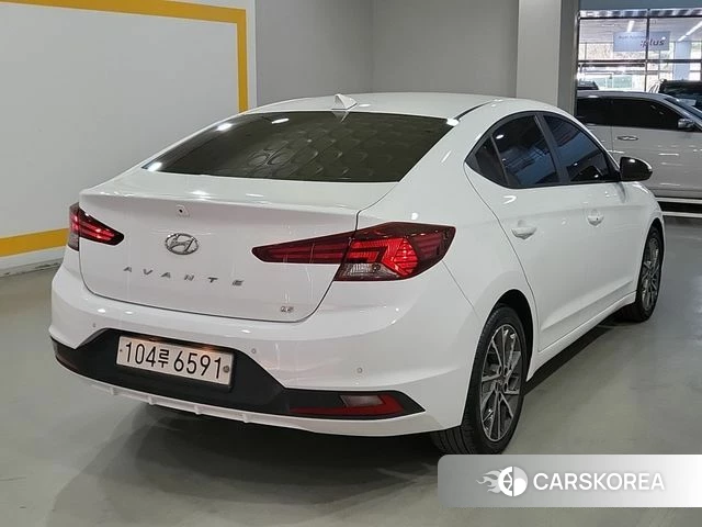 Hyundai The New Avante AD id 3853198 из Кореи 13