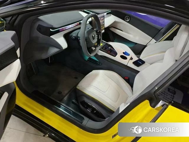Lotus Sports Car Emeya 2026 Желтый из Китая, фото 3