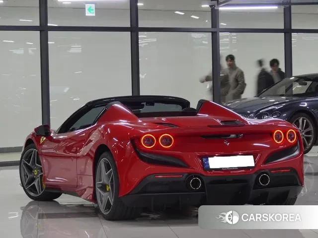 Ferrari F8 Spider id 3463780 из Кореи 11