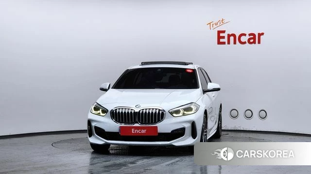 BMW 1 Series (F40) id 4566433 из Кореи 23