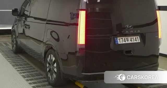 Hyundai Staria 2022 Черный из Кореи, фото 6