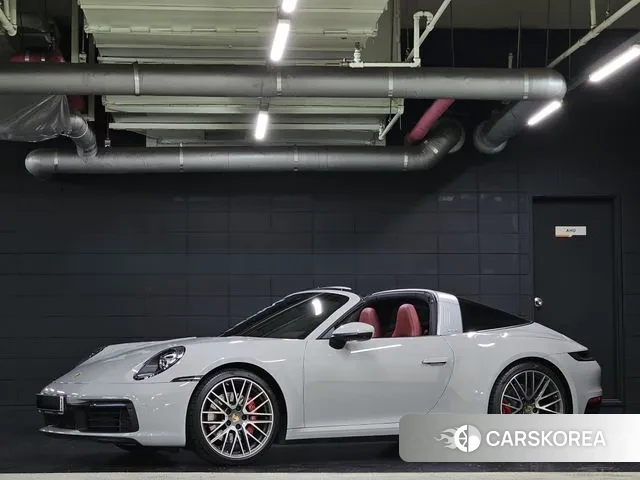 Porsche 911(992) id 3415459 из Кореи 13