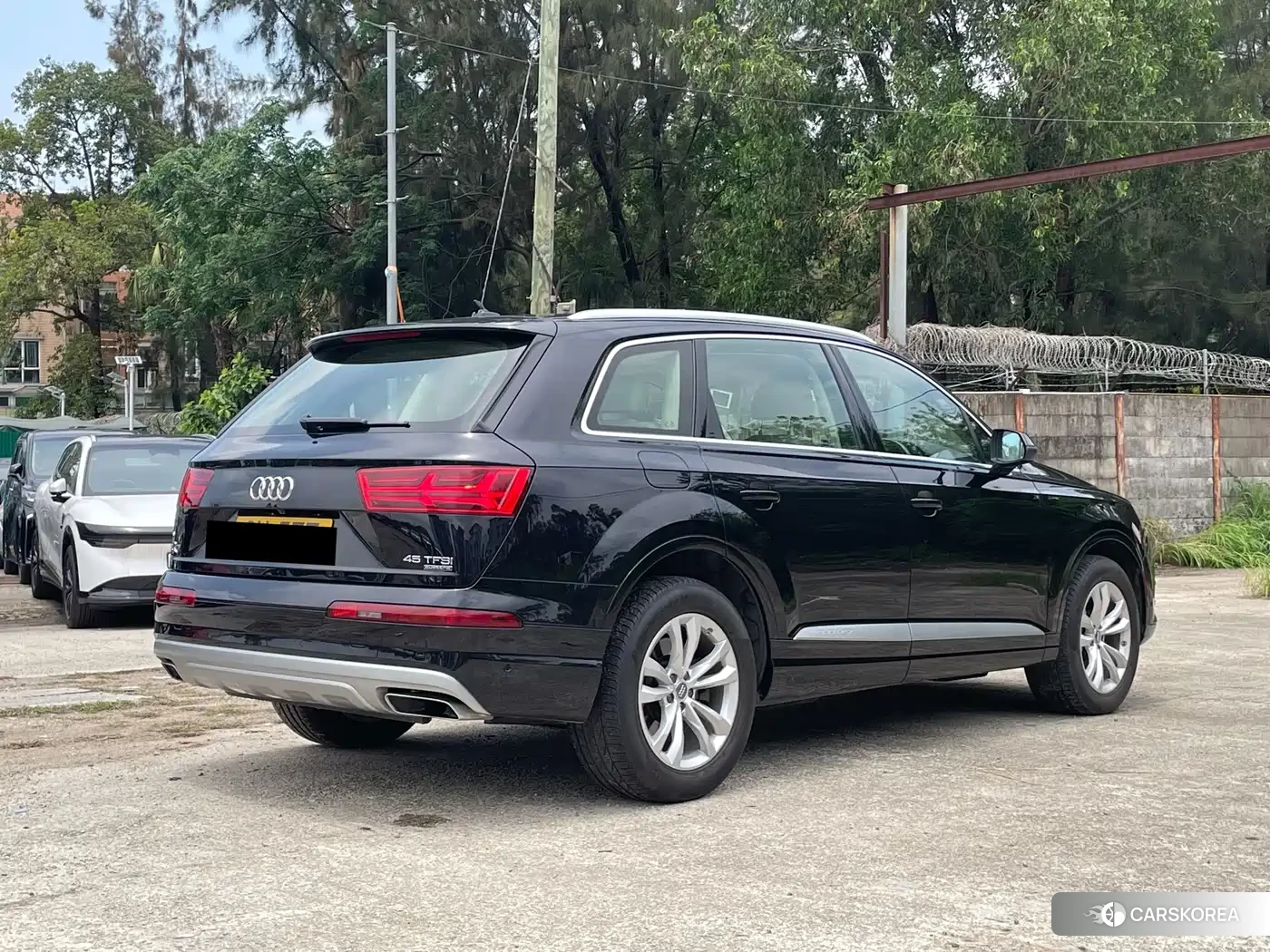 Audi Q7 2019 Черный из Китая, фото 6