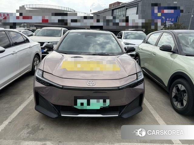 Toyota bZ3 2023 Другой из Китая, фото 3