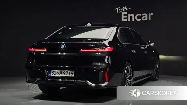 BMW 7 Series (G70) id 3327289 из Кореи 13