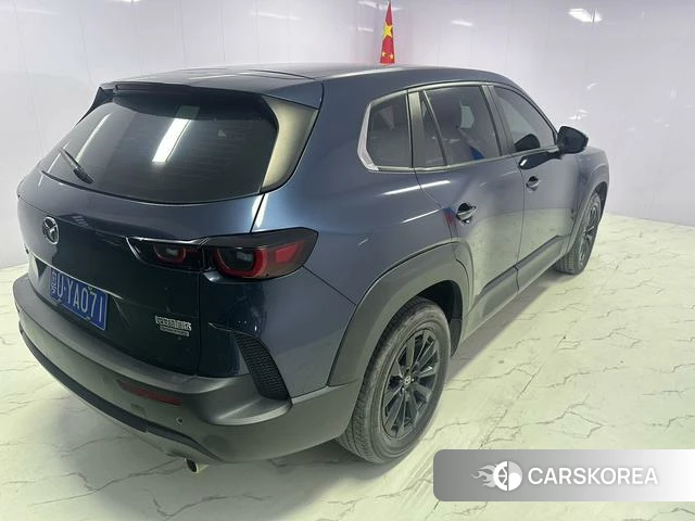 Mazda CX-50 line also 2023 Синий из Китая, фото 3