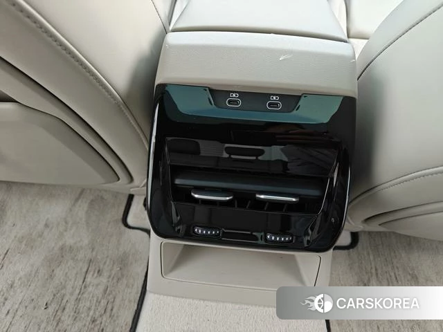 Audi A5L id 3895859 из Китая 16