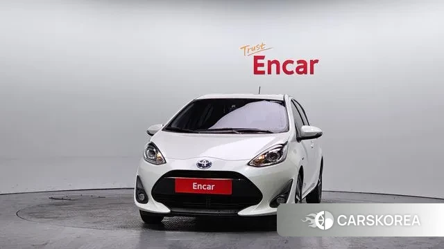Toyota Prius C id 3552779 из Кореи 13