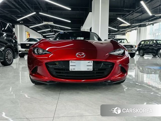 Mazda MX-5 2025 Красный из Китая, фото 3