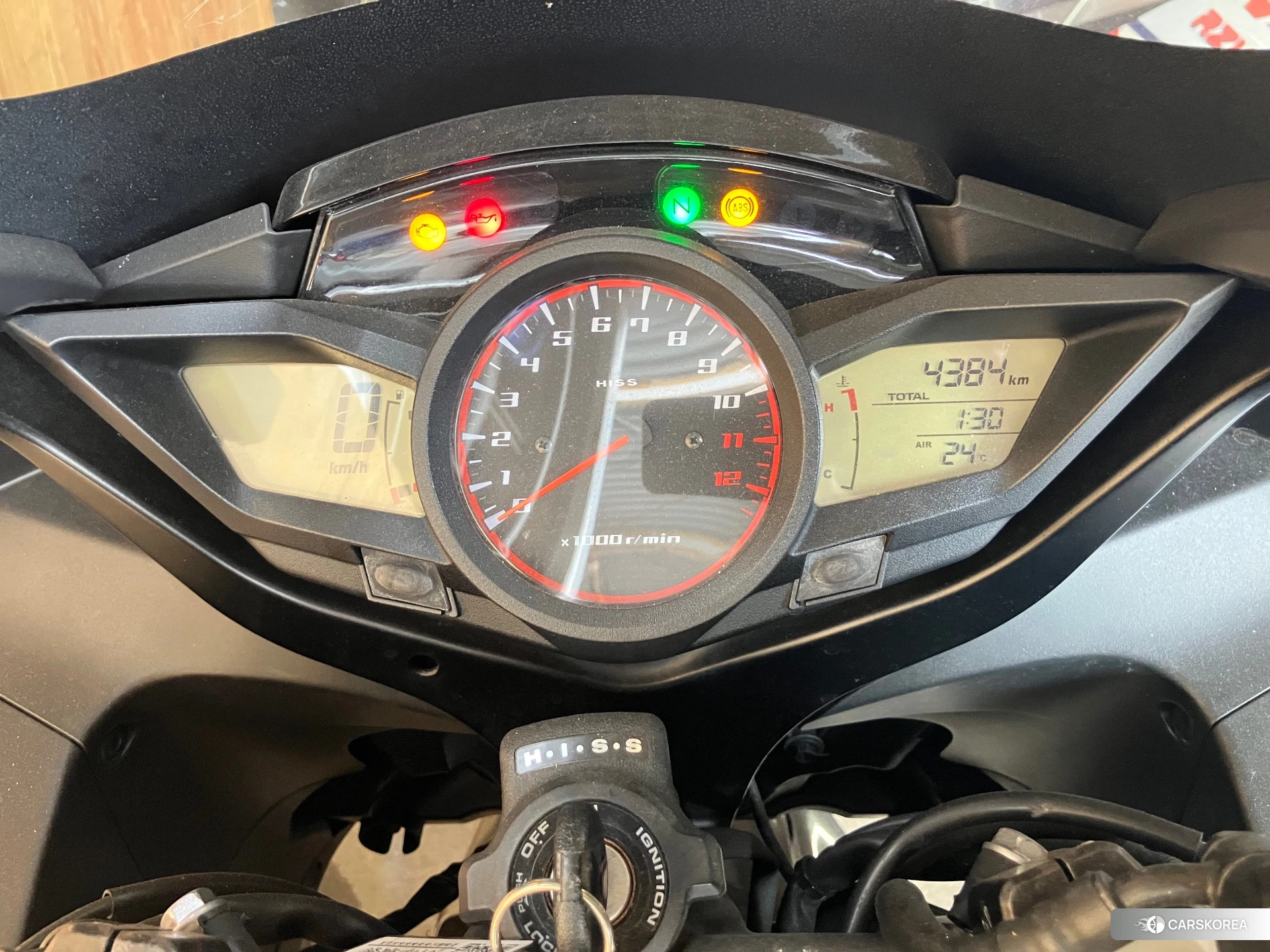 Проданный Honda VFR1200F DCT 2015 из Японии, фото 4