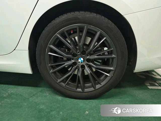 BMW 3 series id 4208477 из Китая 13