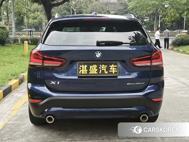 BMW X1 id 4219968 из Китая 8
