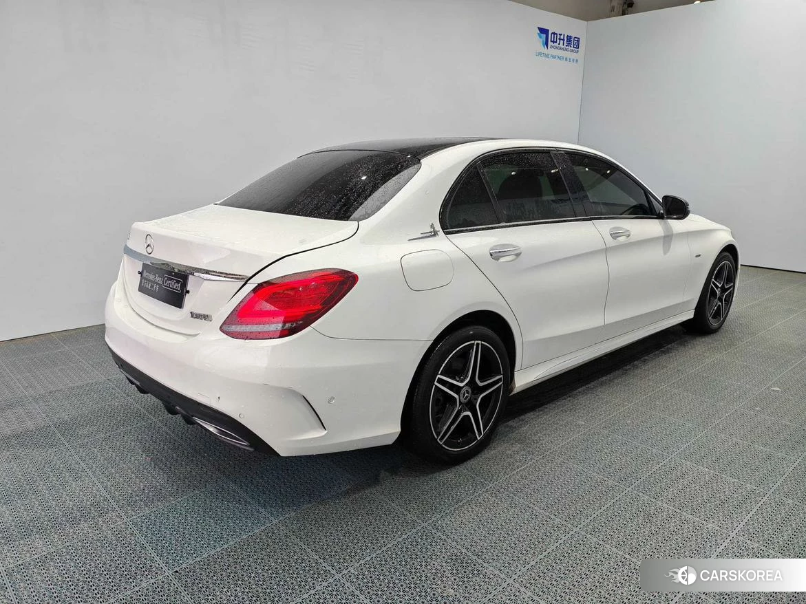 Mercedes-Benz Class C id 4421127 из Китая 13
