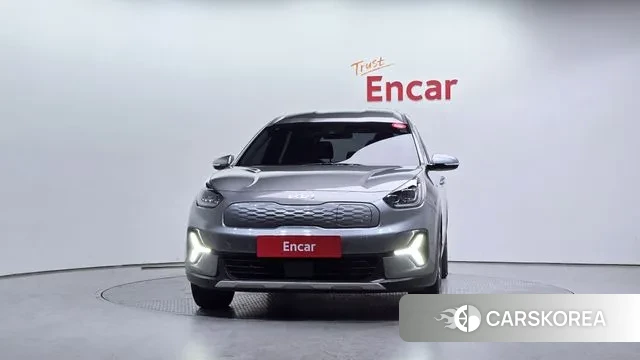 Kia Niro Plus id 3689950 из Кореи 13